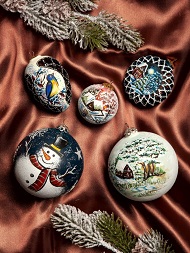 Christmas tree toys