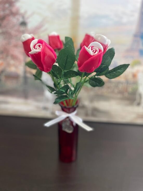 6 soap red roses for Valentine's Day! - Image 4