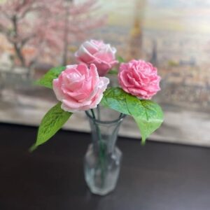 3 roses